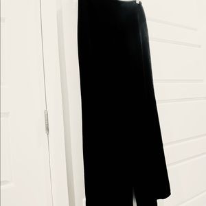 NWT black velvet side zip full leg ankle length pant.